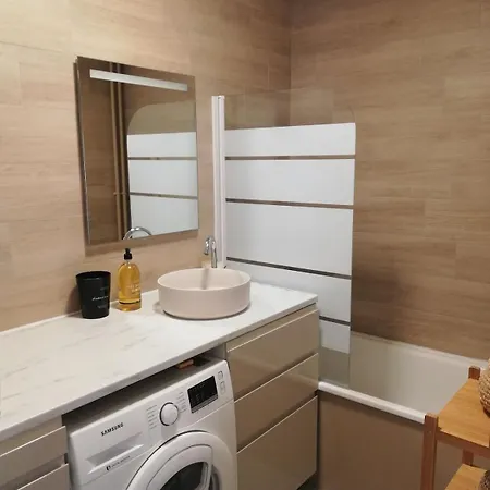 Et Parking Prive Proche Centre Apartment